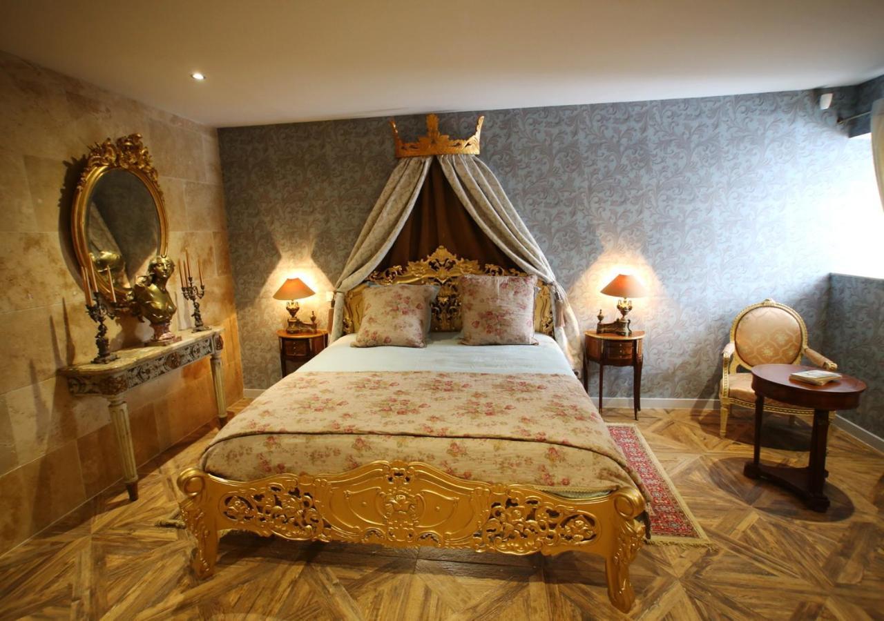 Chateau Des Perichons Poncins Екстер'єр фото